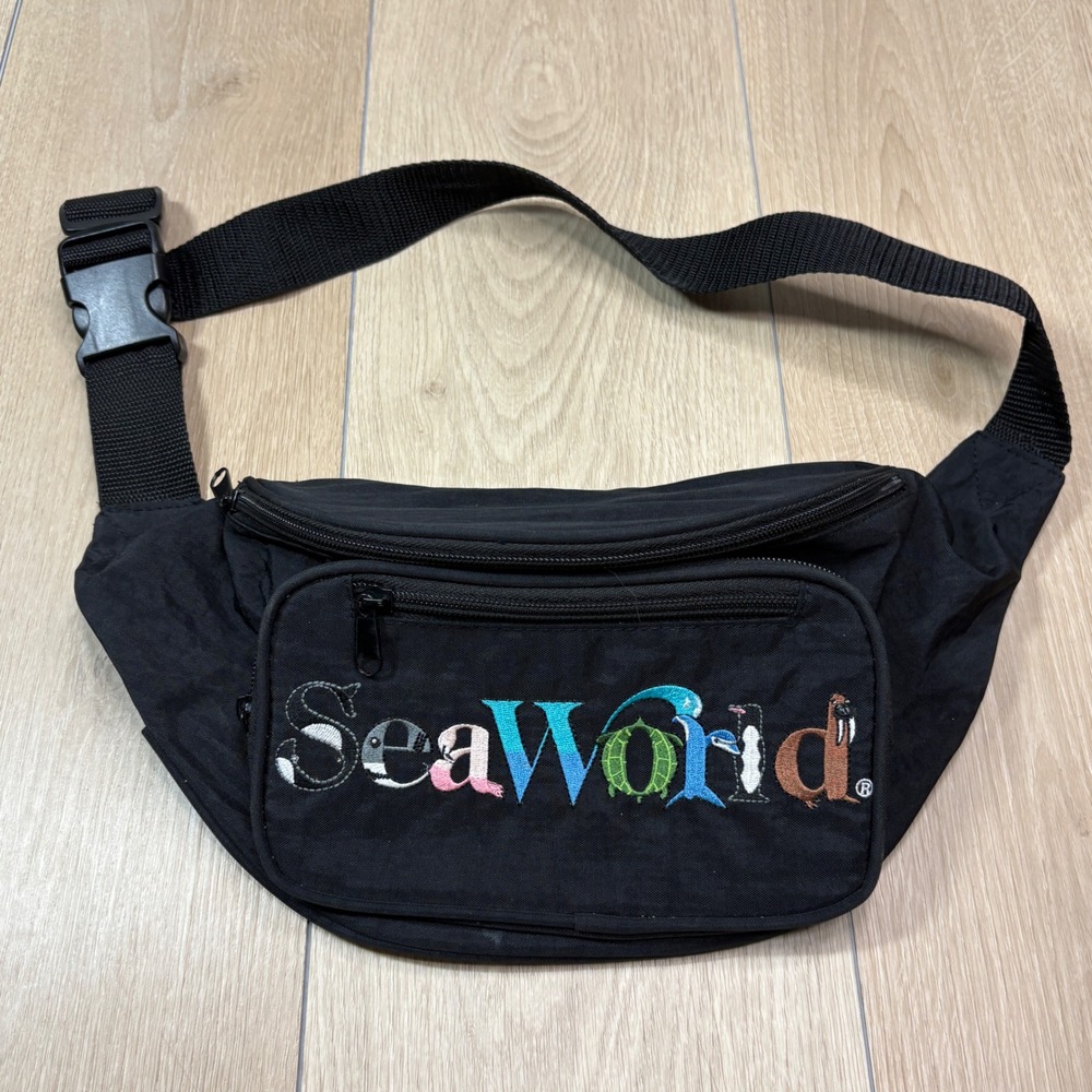 SeaWorld Vintage Black Nylon Fanny Pack Embroidered Marine Animal Logo Waist Bag